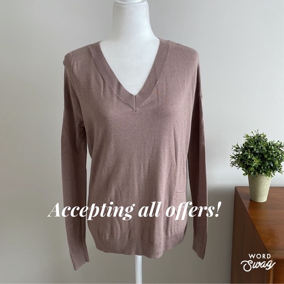 GAP Rosy Light Brownish Pink Sweater, Skinny Arms, Drop Shoulder, V-Neck, XS - Picture 1 of 10